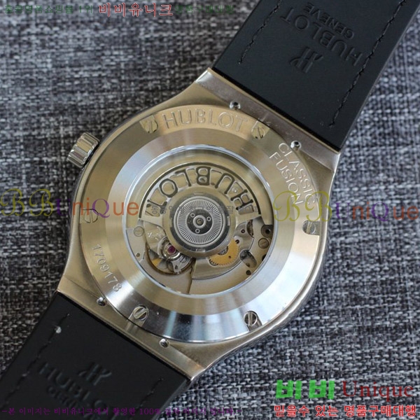 ST ���� ������ Hublot Ŭ���� ǻ�� 44mm HF8971-4
