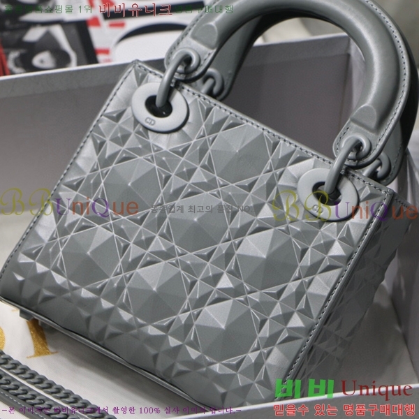 #��� ���̾Ƹ�� ���̹� M6003-702