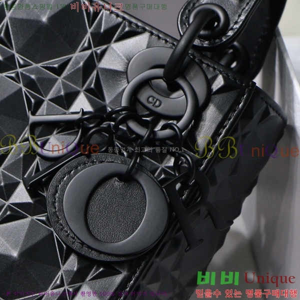 #��� ���̾Ƹ�� ���̹� M6003-703