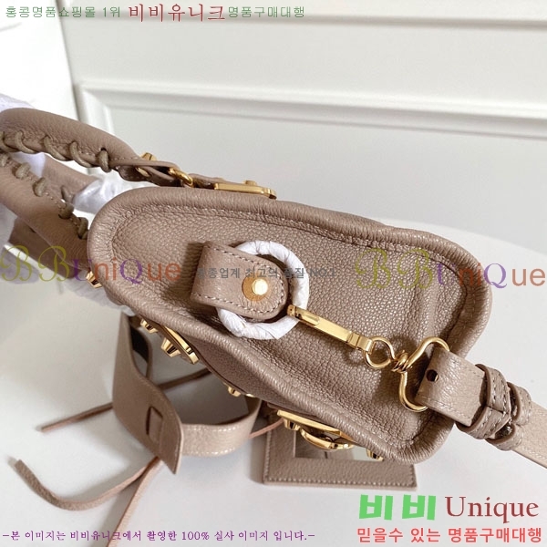 �߷��þư� ��Ƽ�� �̴� 519938-3