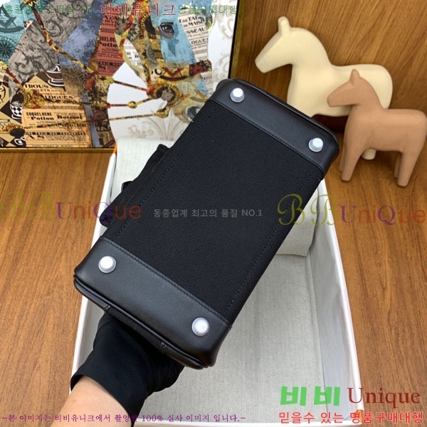 #�����޽� ĵ���� ī�� ��Ų�� 25 HE412577-3