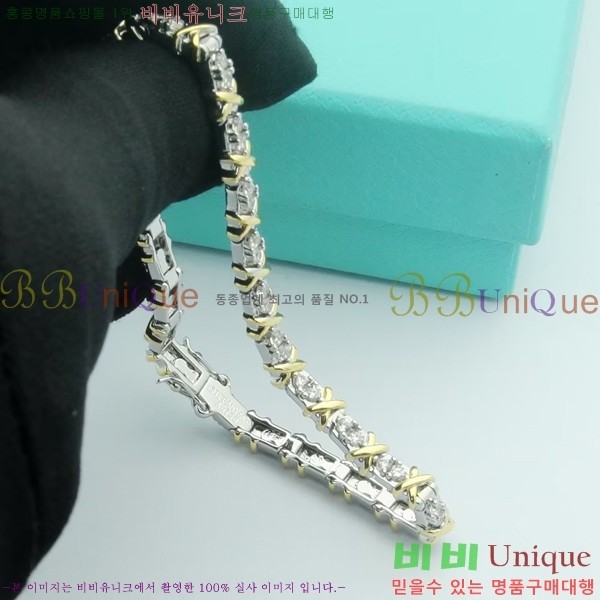 Ƽ�Ĵ� ���� AHWE5921-2