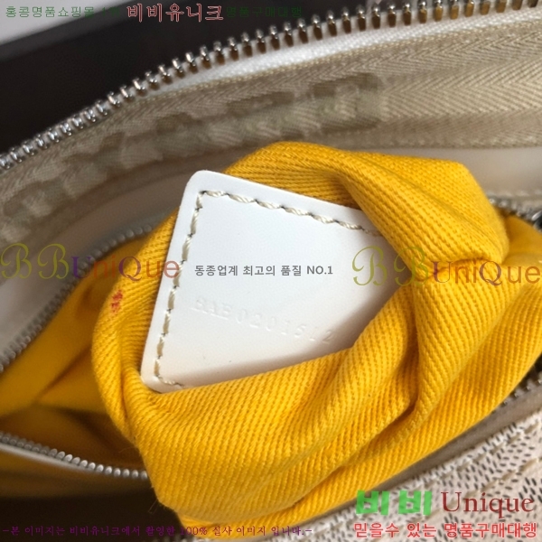 #���ߵ� ũ�������� ���డ�� GY68841-5