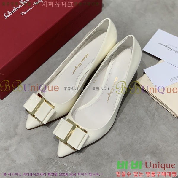 ��󰡸� ������ F7010575-1 �� 7CM