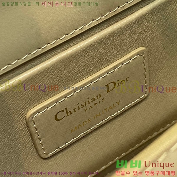 #��� 30 ���״� �̽�Ʈ ����Ʈ ü�ι� M9334-203