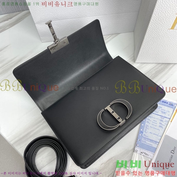 #��� 30 �����ι� M9203-113