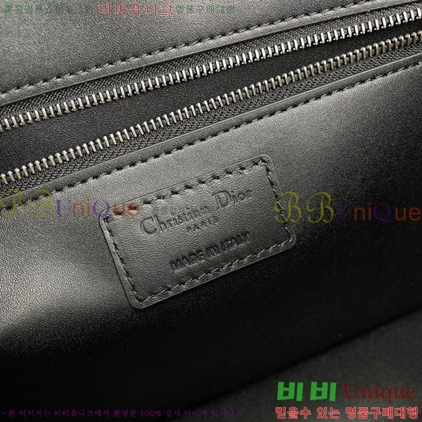 #��� 30 �����ι� M9203-113