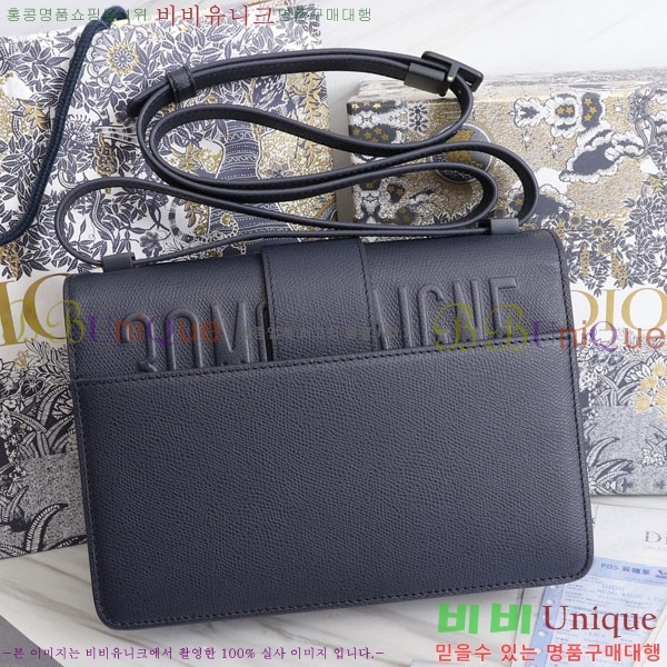 #��� 30 �����ι� M9203-208