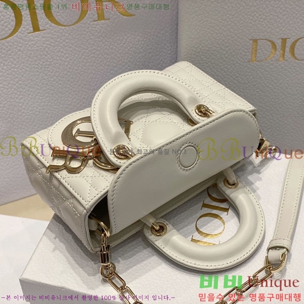 #��� ���̵� �� ���̹� �̴� M0541-104