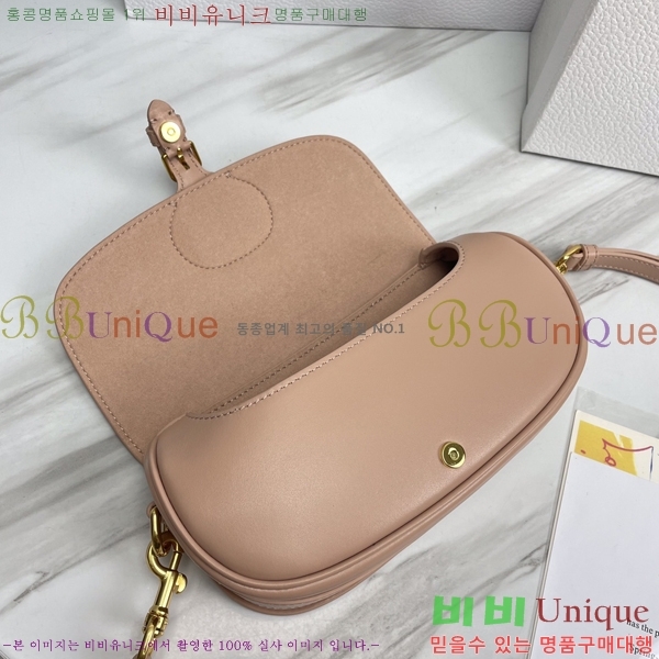 #��� �ٺ� �̽�Ʈ-����Ʈ�� 18812-105