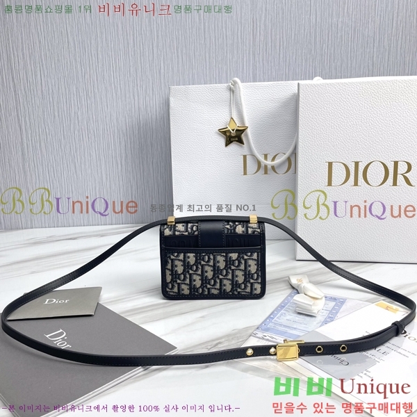 #��� 30 ������ ����ũ�� �ڽ��� 900879-100