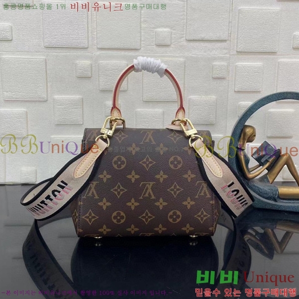 #���̺��� Ŭ��� �̴� ���׷� M46055-101