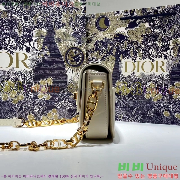 #��� 30 ������ ���� �� M9260-104 (�������� ��ä�� ����)