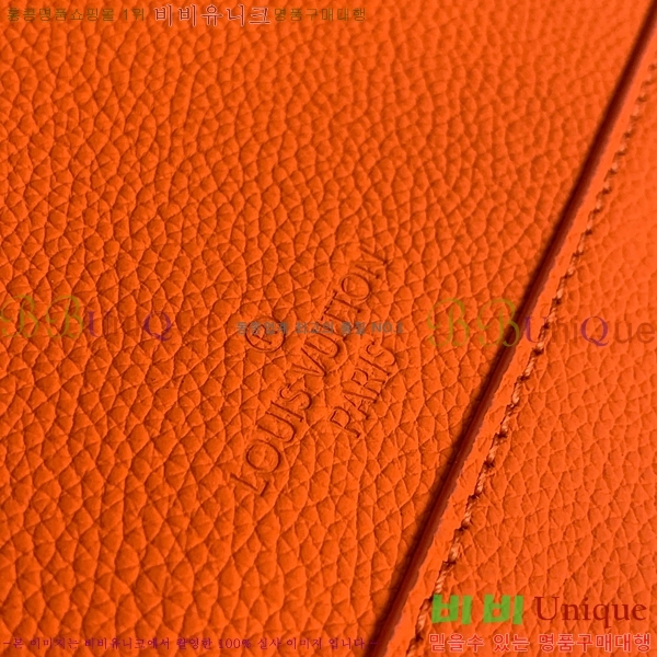 #���̺��� ����ũ���� �޽��� M21363-103