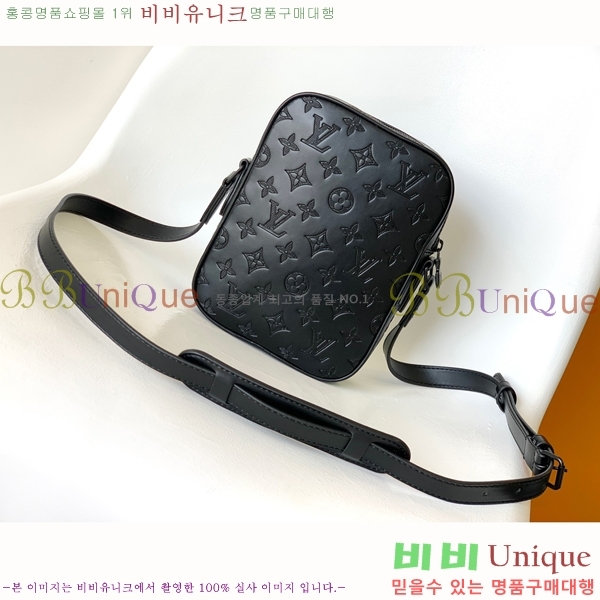 ���̺��� �ٴ��� ���� M44972-2