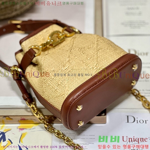 #��� CEST ������Ʈ ��ù� M2272-1112