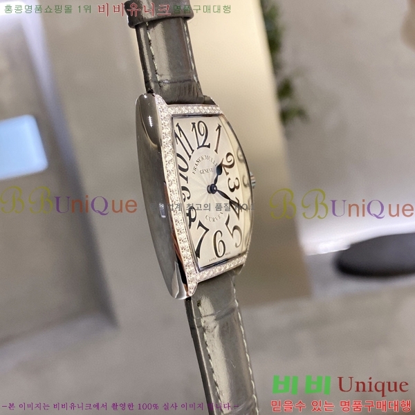 ����ũ�ķ� �ð� 6102477-1