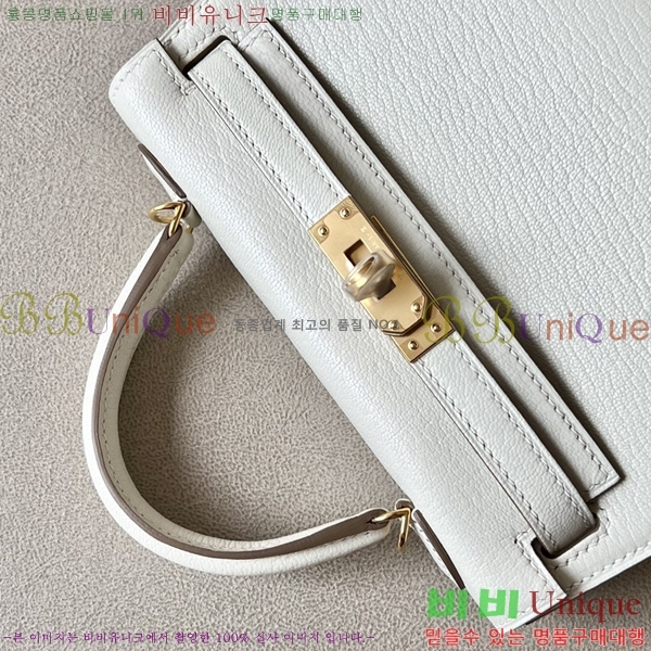 #�����޽� �̸��� 19������ HE58411251-22(���긣����)