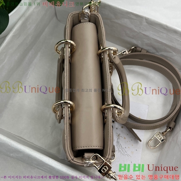 #��� ���̵� �� ���̹� ���� M0613-208