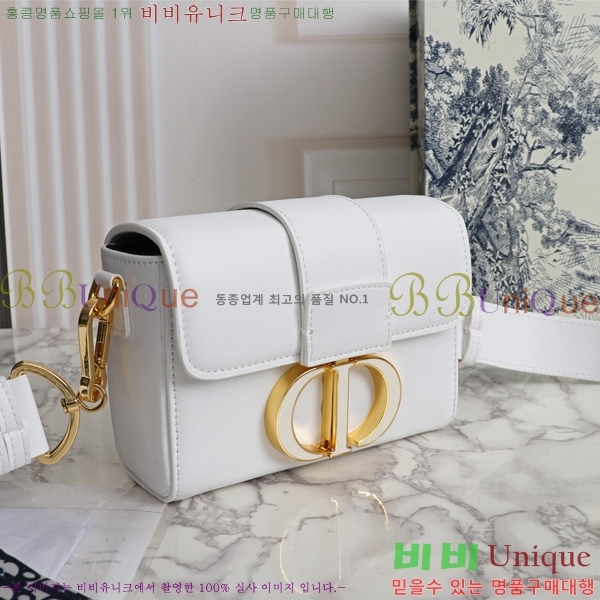 ��� 30 ������ ũ�ν��� 27D876921-2