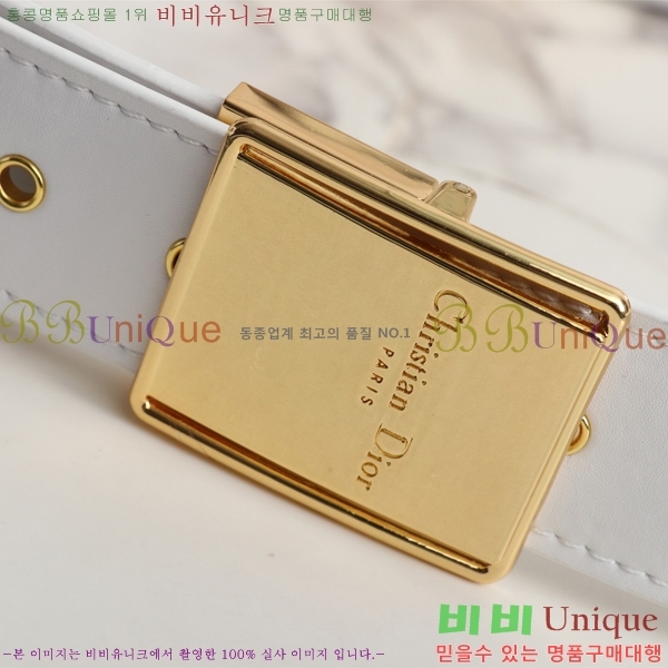 ��� 30 ������ ũ�ν��� 27D876921-2