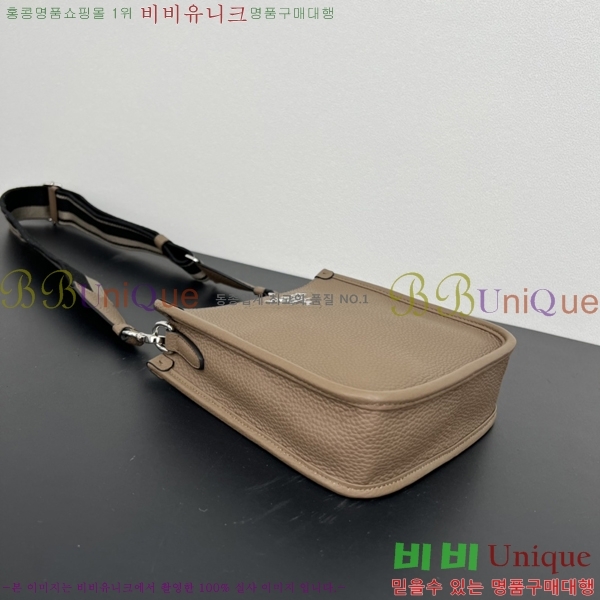 ����� �ﰢ�ΰ� ����� �̴� 1BH191-301