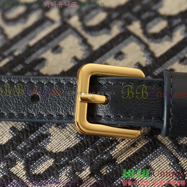 #��� CD �ñ״�ó ���� ����Ƽ ���̽� M54010-100