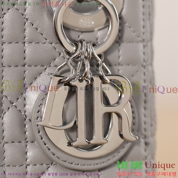 #��� ���̵�� �̴� M05066-8