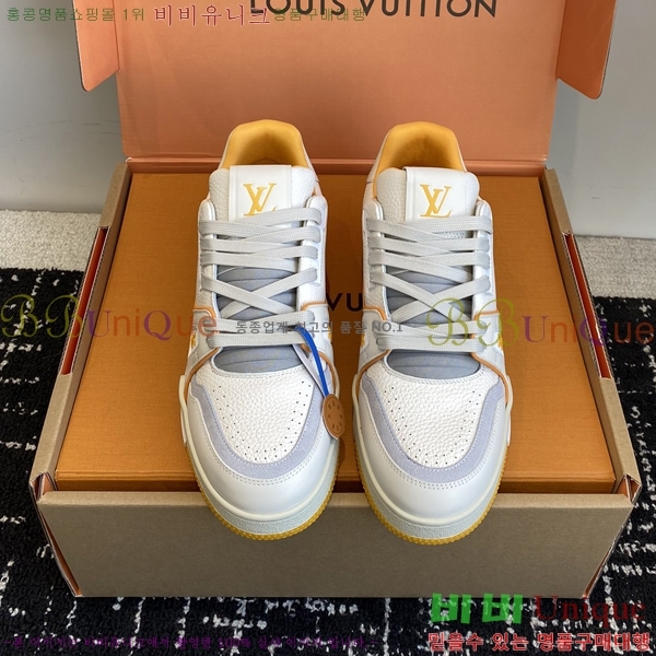 ���̺��� LV Ʈ���̳� ����Ŀ�� 45L2412430-5