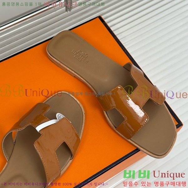 �����޽� ���� ���� ���̴�Ʈ 32HE243431-7