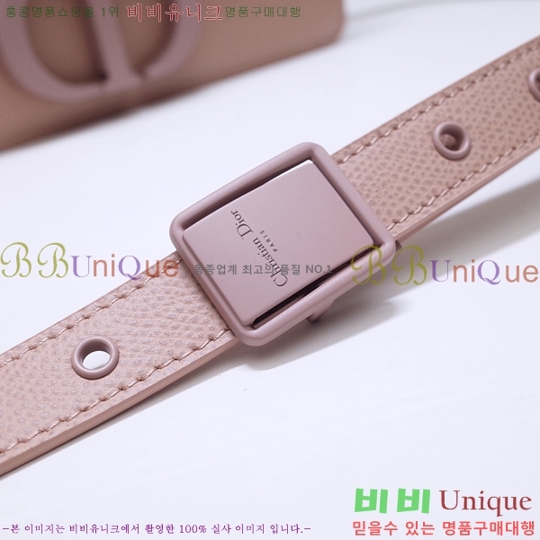 #��� 30 �����ι� M9203-665