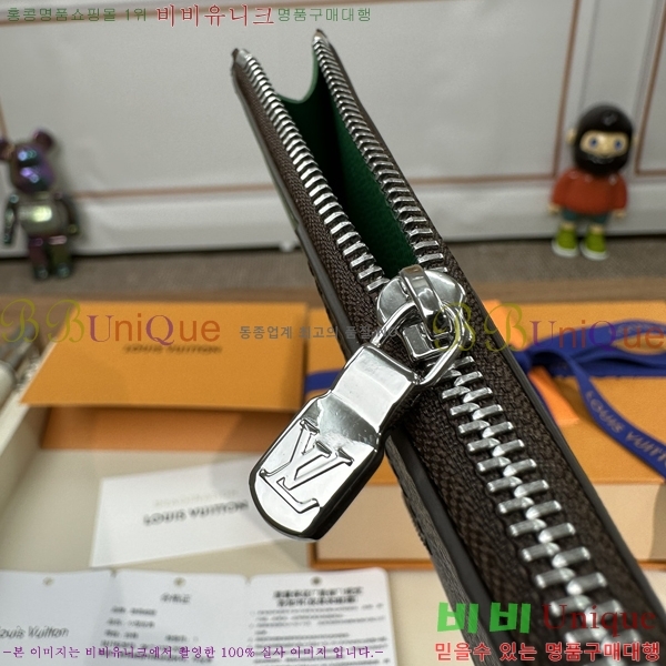 #���̺��� ���� ī�� Ȧ�� M82914-1102