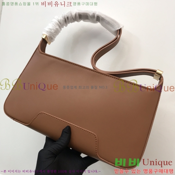 ������ �̴� Ŭ��ġ�� 34BU245252-3