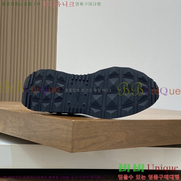 ���� �߷�Ƽ�� ����Ŀ�� 40VA24515-8-6