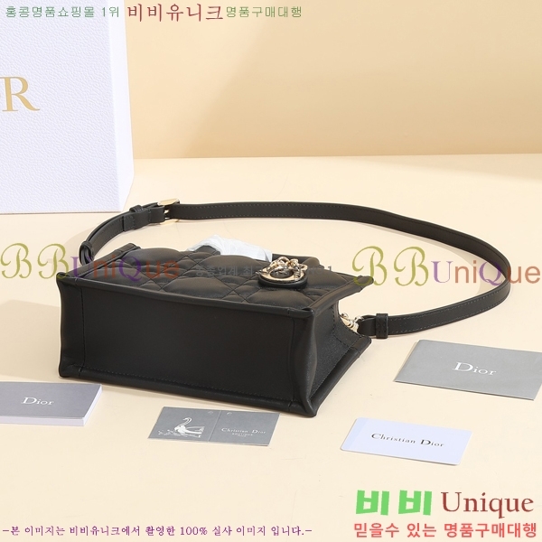 #��� �� ��Ʈ�� �̴� M33500-2