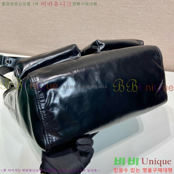 #����� �ﰢ�ΰ� ���� ��Ʈ�� 2VG120-101