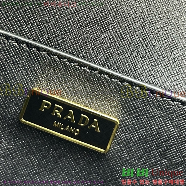 ����� ũ�ν��� 1BD556-2