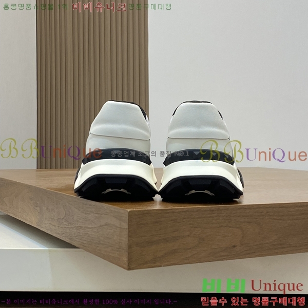 ���� �߷�Ƽ�� ����Ŀ�� VA832626-1