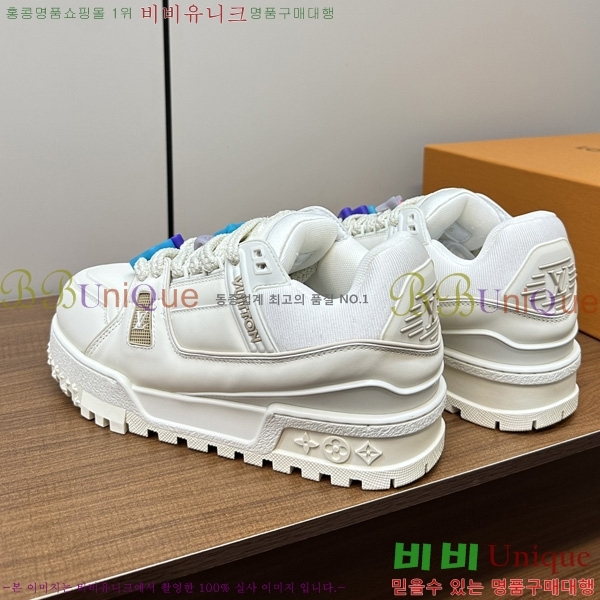 ���̺��� LV Ʈ���̳� ����Ŀ�� 41L2461814-3