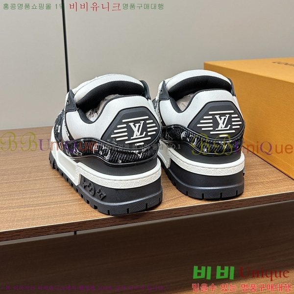 NEW LV Ʈ���̳� �ƽ� ����Ŀ�� 41L2461814-7