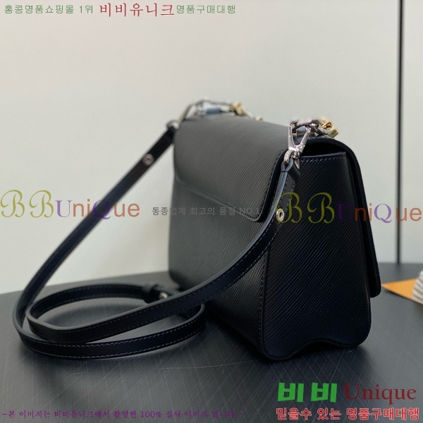 #���̺��� Ʈ����Ʈ MM M24043-102