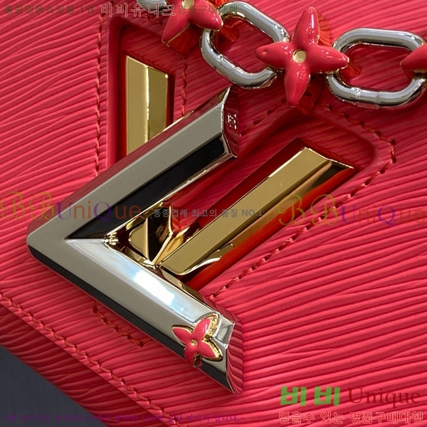 #���̺��� Ʈ����Ʈ MM M24043-101