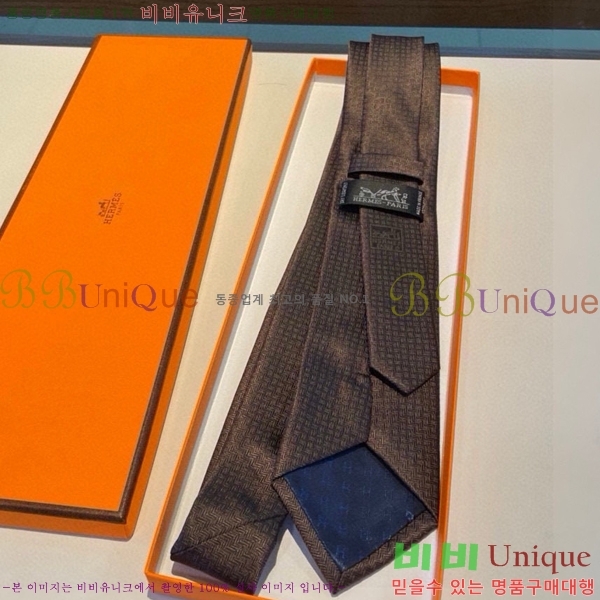 #�����޽� ��Ÿ�� HE555582-1