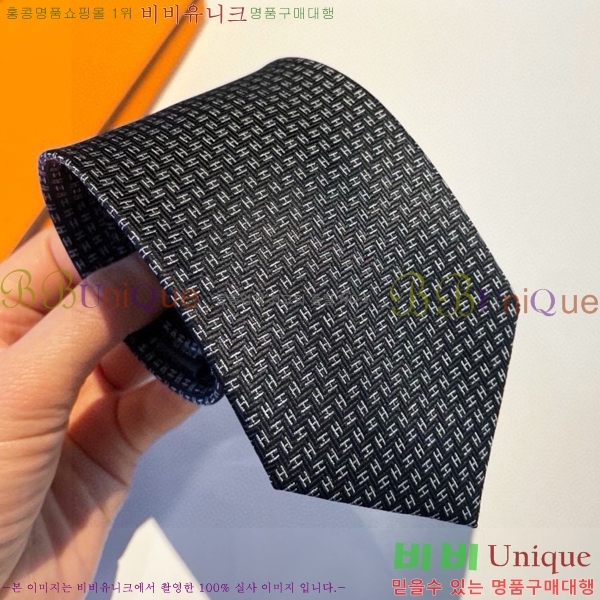 #�����޽� ��Ÿ�� HE555582-3