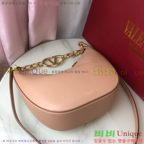 #�߷�Ƽ�� ���̷ΰ� �� �̴� ȣ���� VA2085-105