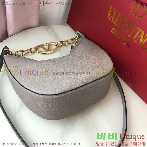 #�߷�Ƽ�� ���̷ΰ� �� �̴� ȣ���� VA2085-205 �������