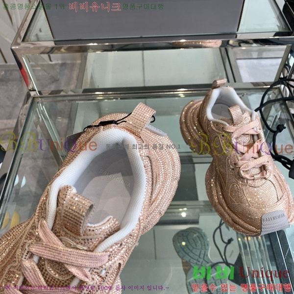 �߷��þư� 3XL Ʈ���̳� ����Ŀ�� BLA356600-101