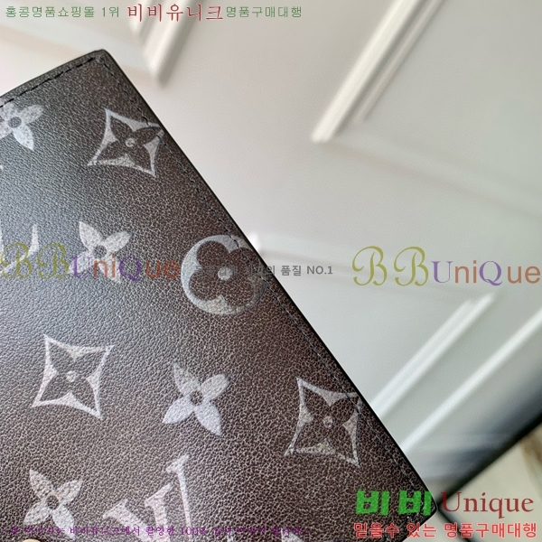 #���� ���� �н���Ʈ Ŀ�� M64502-108