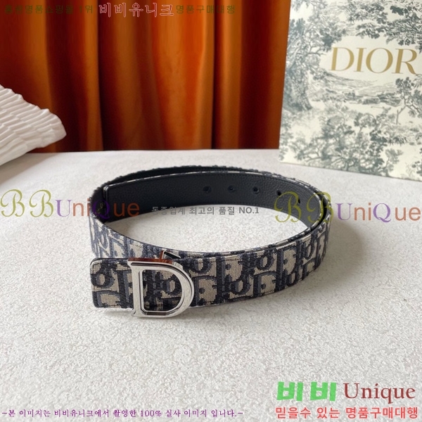 #���� ��� ĳ�־� ��Ʈ 15D2482624-2 �� 3.5mm