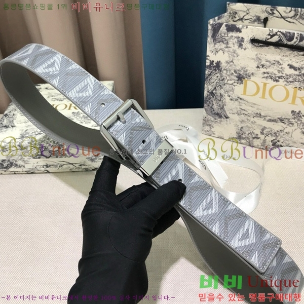 #���� ��� ĳ�־� ��Ʈ 15D2482623-1 �� 3.5mm